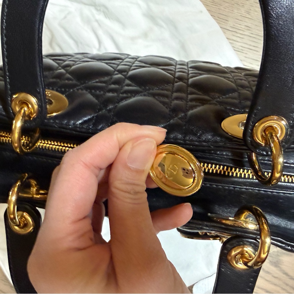 Dior Lady Dior handbag black with gold - Picture 6 of 10